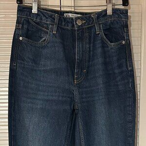 Zara Medium Wash Jeans